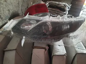 Headlight for Toyota Camry 2012-2014 (Driver Side)