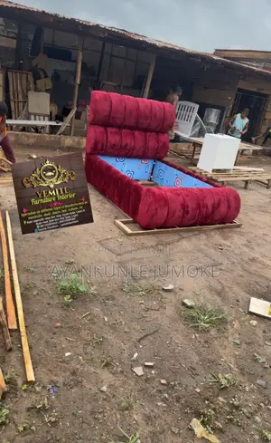 Yemite Luxury Bed Frame - Brand New
