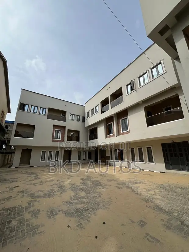 4 Bedroom Duplex for Sale in Gbagada, Lagos - 1