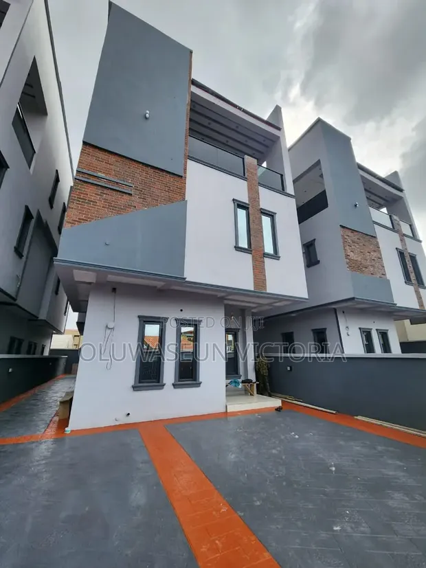 5 Bedroom Duplex for Sale in Opebi, Ikeja - 1