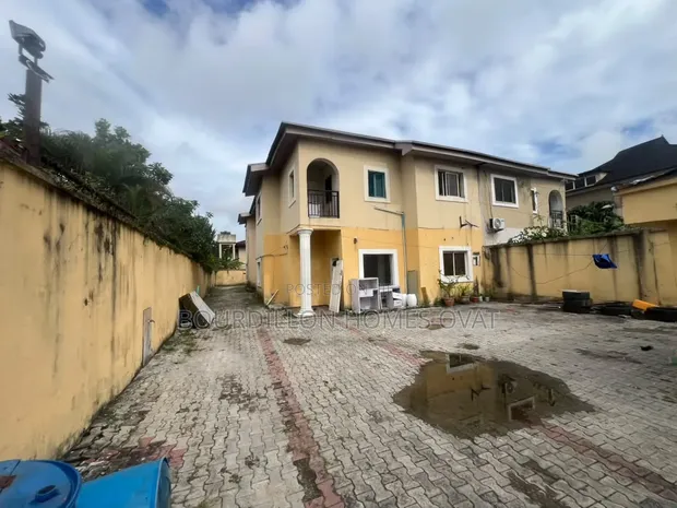 4-Bedroom Semi-Detached Duplex with BQ for Rent in Lekki Phase 1 - 1