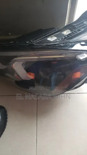 Mercedes C300 W206 Hagu Headlight (2022-2025) Asali