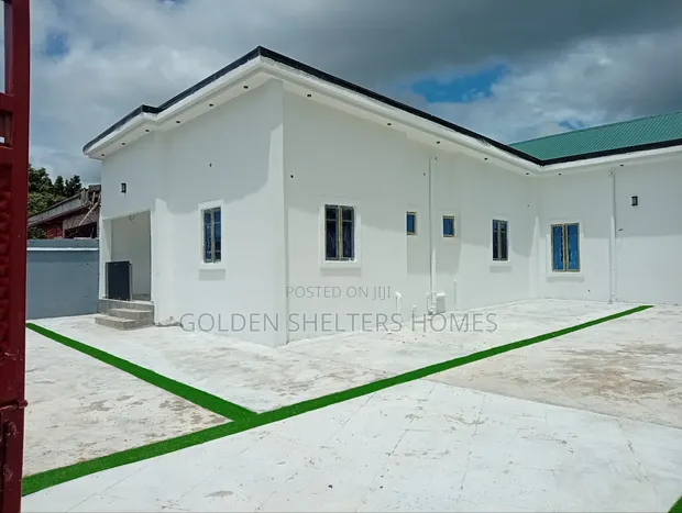 Furnished 4-Bedroom Bungalow for Rent in Trans Ekulu, Enugu - 1