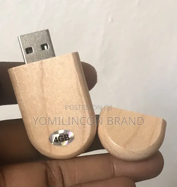 Bamboo Wood USB Flash Drive 4GB - 1