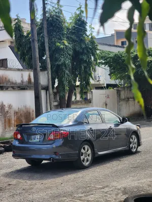 2009 Toyota Corolla XRS Sedan