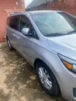 Kia Sedona 2016 Silver - 3