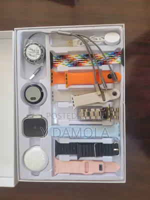 D99 Plus Smartwatch Bundle tare da Kira ta Bluetooth & 7 Straps