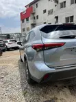 Toyota Highlander 2021 Blue - 5