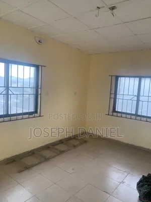 Mini Flat don haya a Oworonshoki / Gbagada