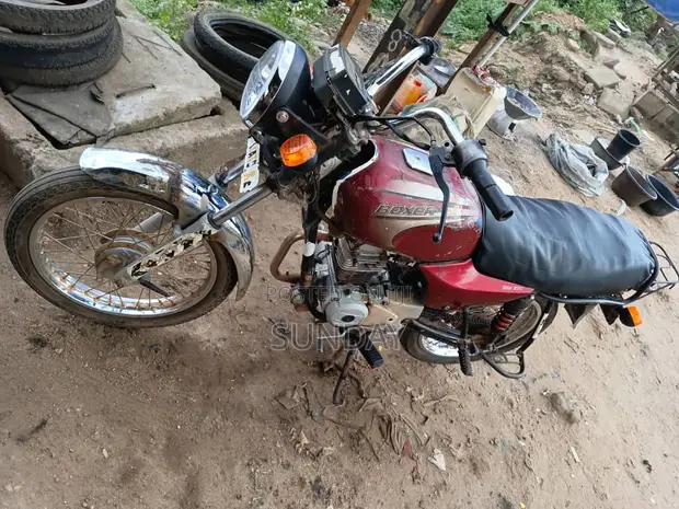 Bajaj Boxer 2015 Red - 1