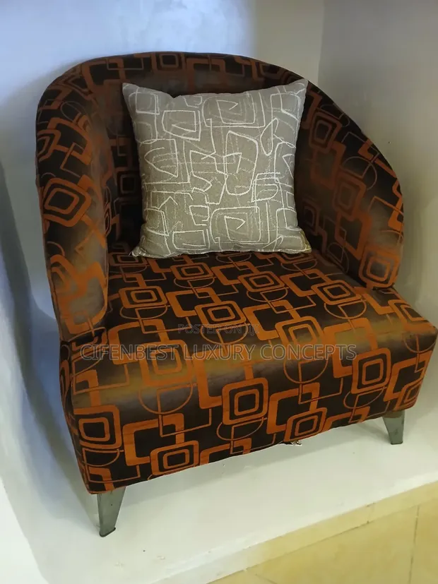 Luxury Single Armed Rocking Sofa Chair - 1