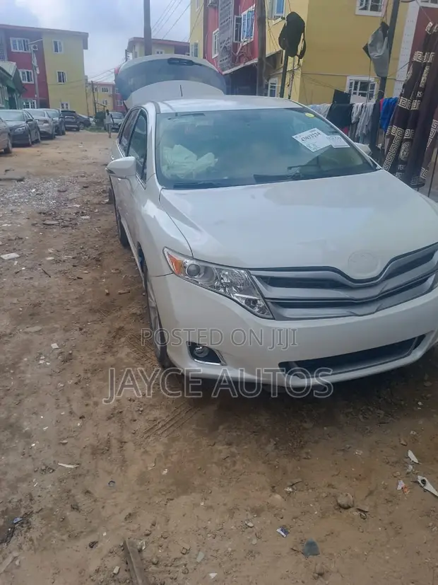 2015 Toyota Venza - Foreign Used - 1