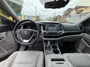 2016 Toyota Highlander Limited V6 4x4 SUV