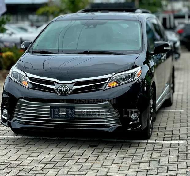 Toyota Sienna Limited Platinum 2018 - 1
