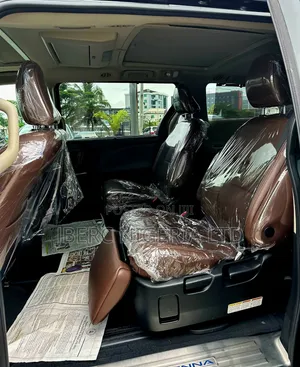 Toyota Sienna Limited Platinum 2018