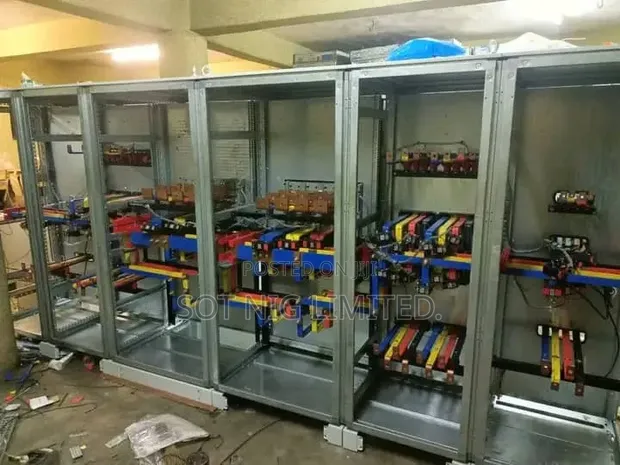 Manual Electrical Panel - 16 Ways, 400A - 1
