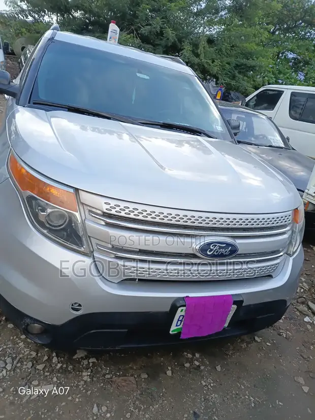 Ford Explorer Sport Trac 2010 Gray - 1