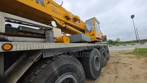 Grove GRT780 80-Ton Mobile Crane