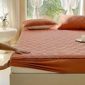 Belkin Waterproof Bed Cover - 7x7
