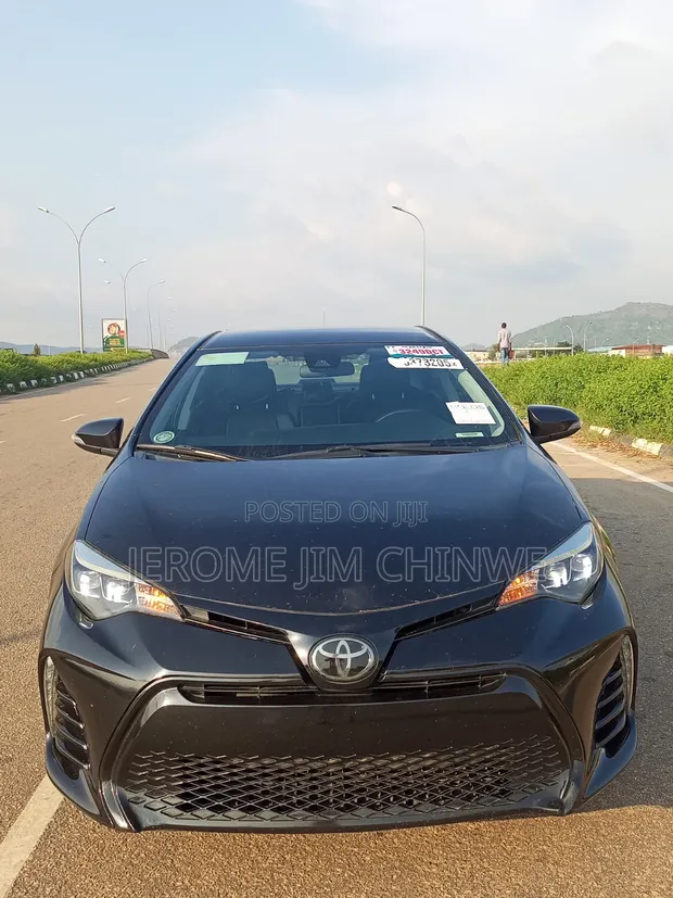 2018 Toyota Corolla SE - Foreign Used - 1