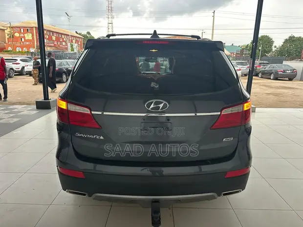 2014 Hyundai Santa Fe GLS SUV AWD - 1