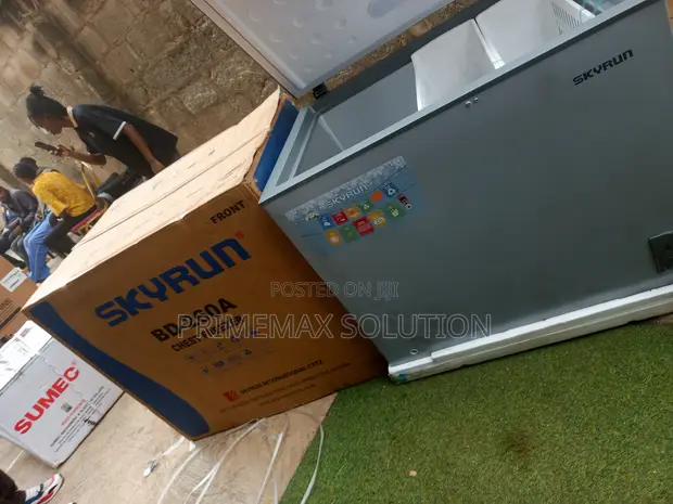 Skyrun 260L Chest Freezer - 1
