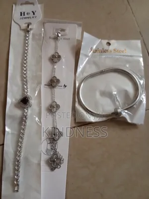Silver Vancleef Non-Tarnish Stainless Steel Bracelet