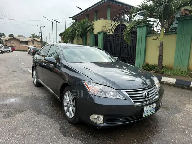 Lexus ES 350 2011 Gray - 1