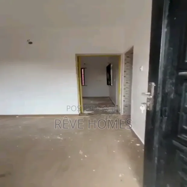 Executive Mini Flat for Rent in Shomolu - 1