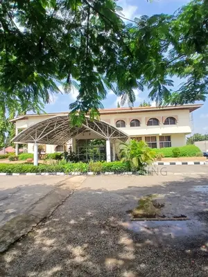 Duplex Mai Zaman Kansa don Hayarwa - Wuse 2