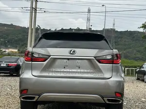 2022 Lexus RX Grey - Kai tsaye daga Belgium