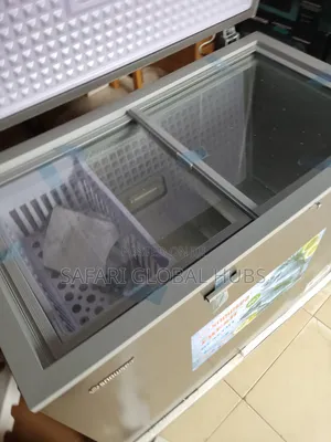 Brand New Snowsea BD-308G Chest Freezer - Single Door
