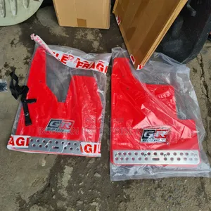 Mud Guard don Toyota Hilux GR Spoiler
