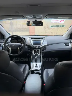 2013 Hyundai Elantra GLS Sedan - Direct Tokunbo