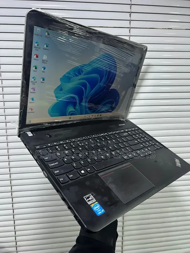 Lenovo ThinkPad Edge E540 Laptop - Intel Core i5, 8GB RAM, 128GB SSD - 1
