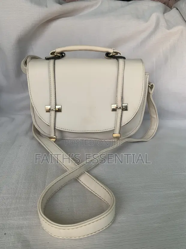 First Grade Okirika Handbag - Genuine Leather - 1