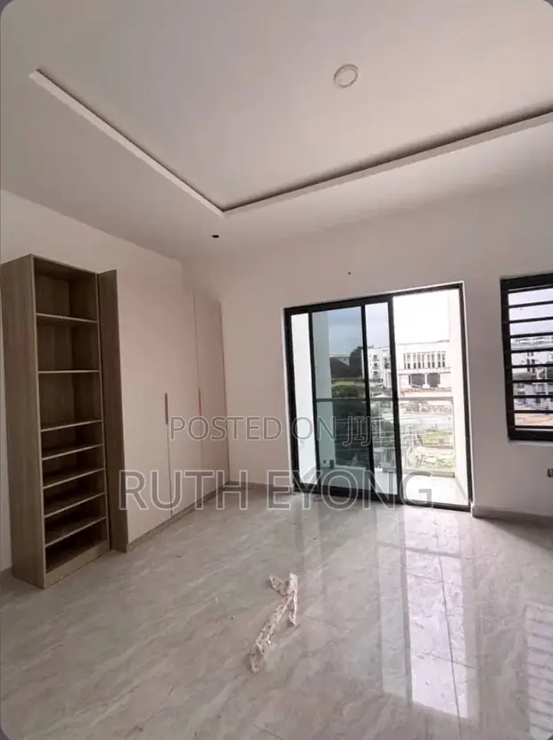2 Bedroom Apartment da BQ don Sawa a Lekki Phase 1 - 1