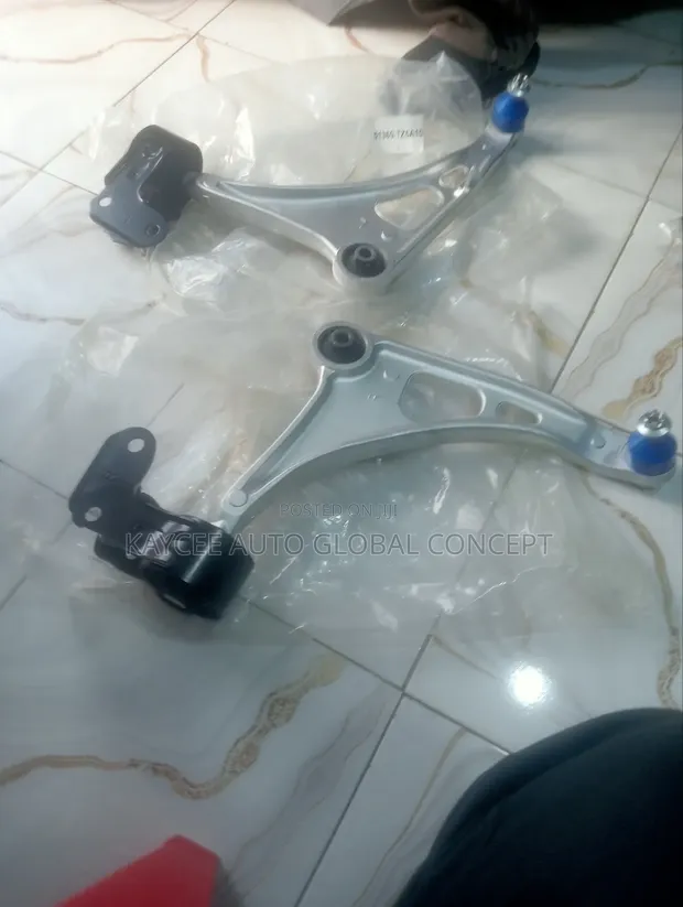 Brand New Front Lower Control Arms for Acura MDX 2018 (Both Sides) - 1