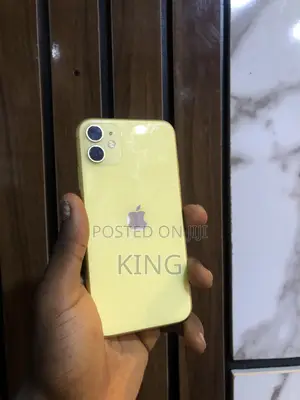 Apple iPhone 11 64GB Yellow