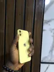 Apple iPhone 11 64GB Yellow - 3