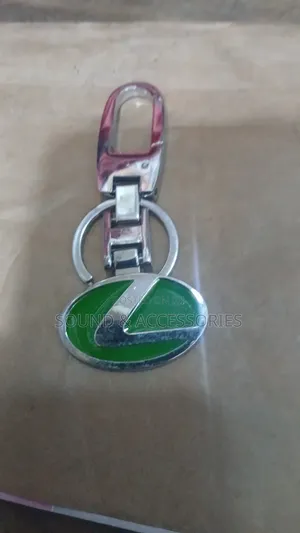 Lexus Green Design Iron Keyholder