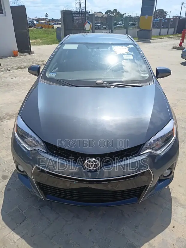 2015 Toyota Corolla LE Plus Sedan - 1