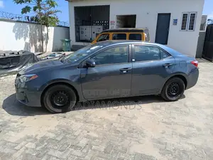 2015 Toyota Corolla LE Plus Sedan