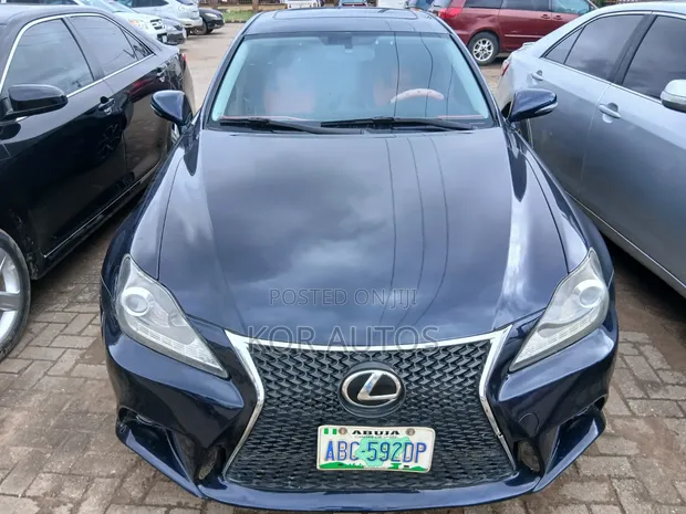 Lexus IS 2009 Blue - 1