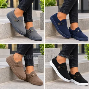 Elegant Men's Casual Loafers with Buckle Detail