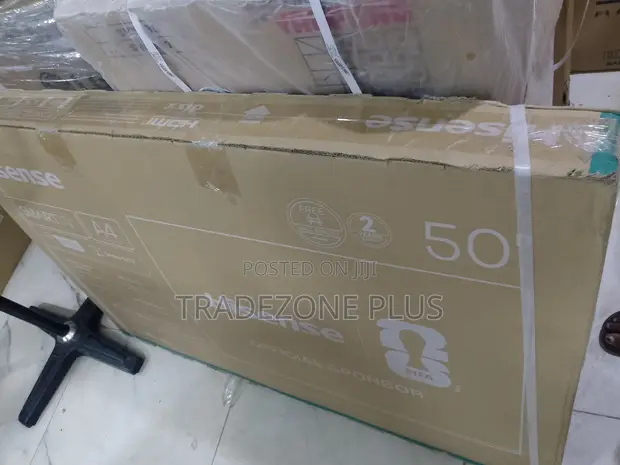 Hisense 50" UHD Smart TV (50A4Q) - 1