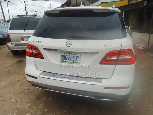 2013 Mercedes-Benz M Class ML350 - 1