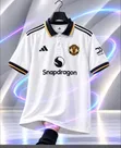 Manchester United Jersey - Ingantacciyar Kyauta - 2