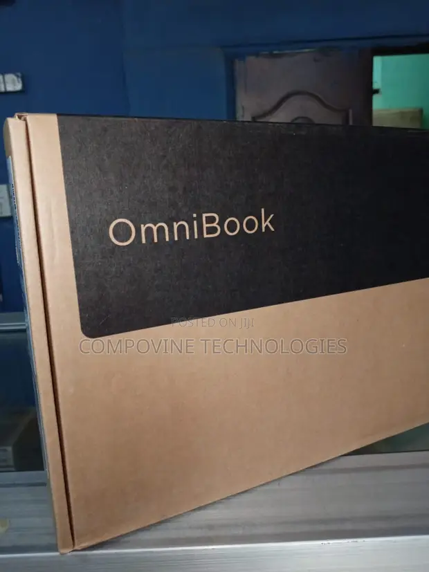 New HP OmniBook 5 Flip 14" 8GB RAM Intel Core 5 512GB SSD - 1