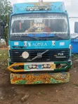 1998 Volvo FL Heavy-Duty Truck - 6 Months Used - 4